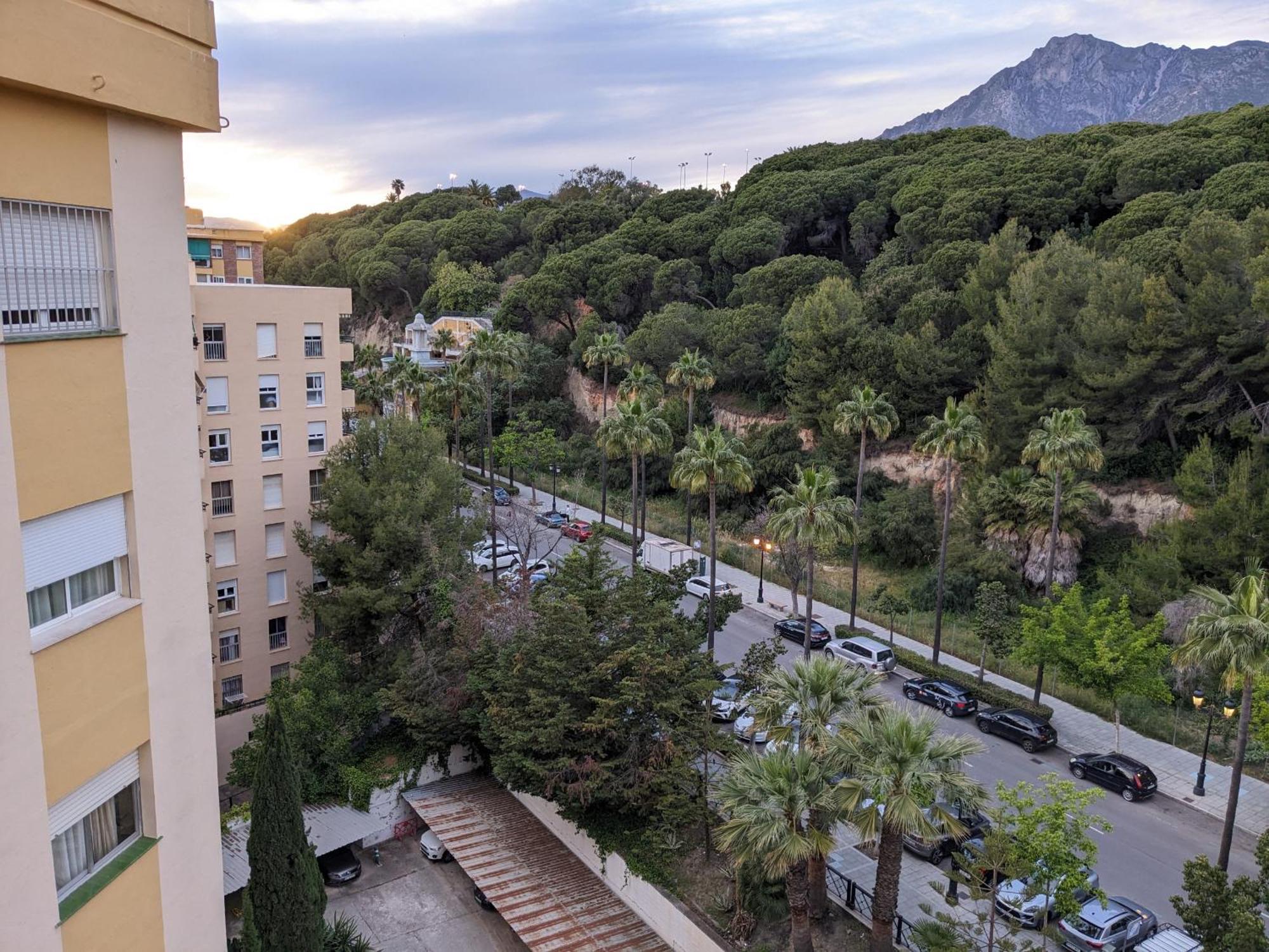 Apartamentos Con Vistas Y Terraza En Марбелья Экстерьер фото