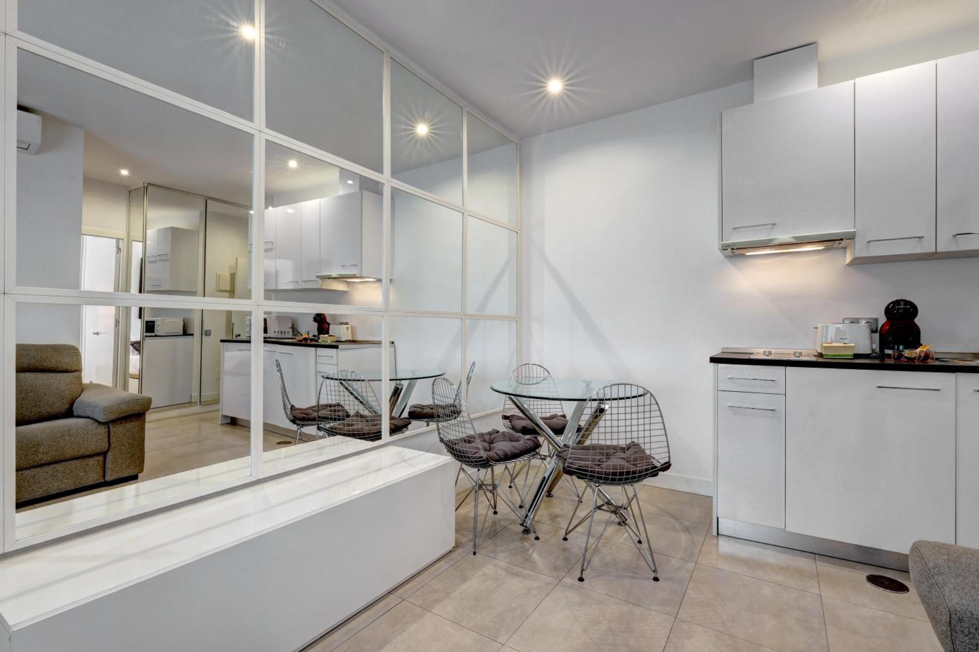 Apartamentos Con Vistas Y Terraza En Марбелья Экстерьер фото