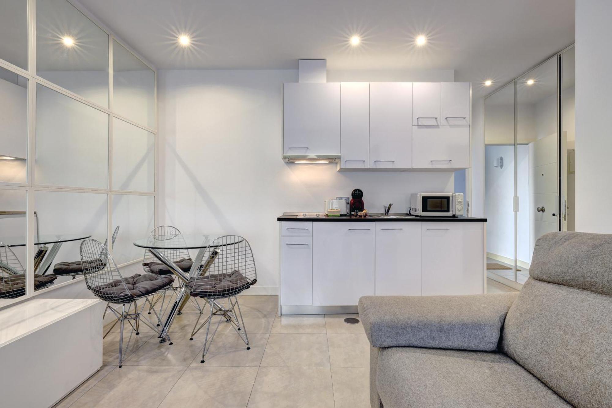 Apartamentos Con Vistas Y Terraza En Марбелья Экстерьер фото