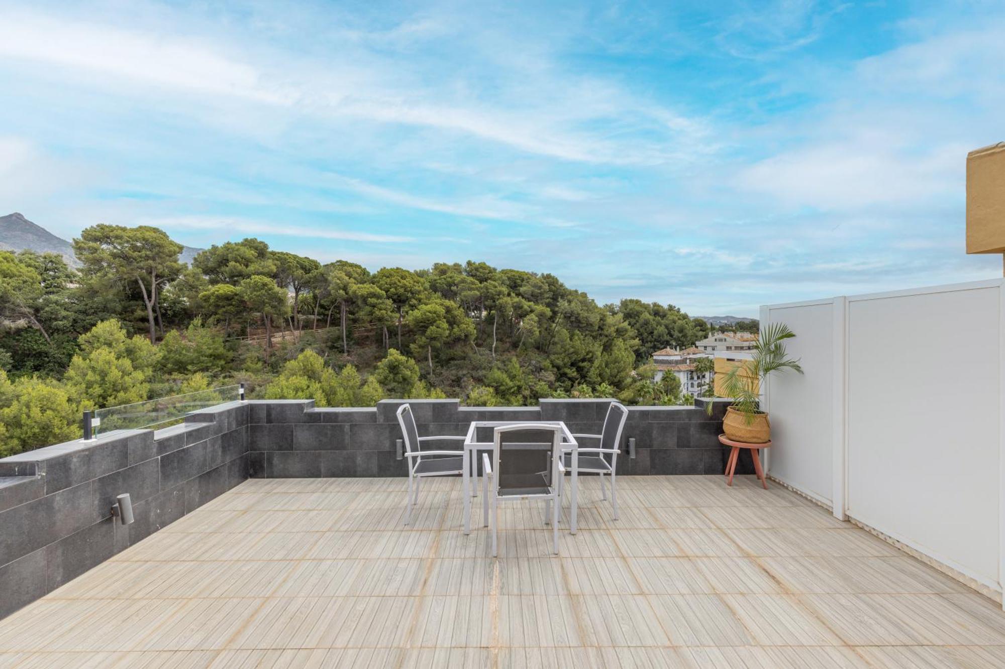 Apartamentos Con Vistas Y Terraza En Марбелья Экстерьер фото