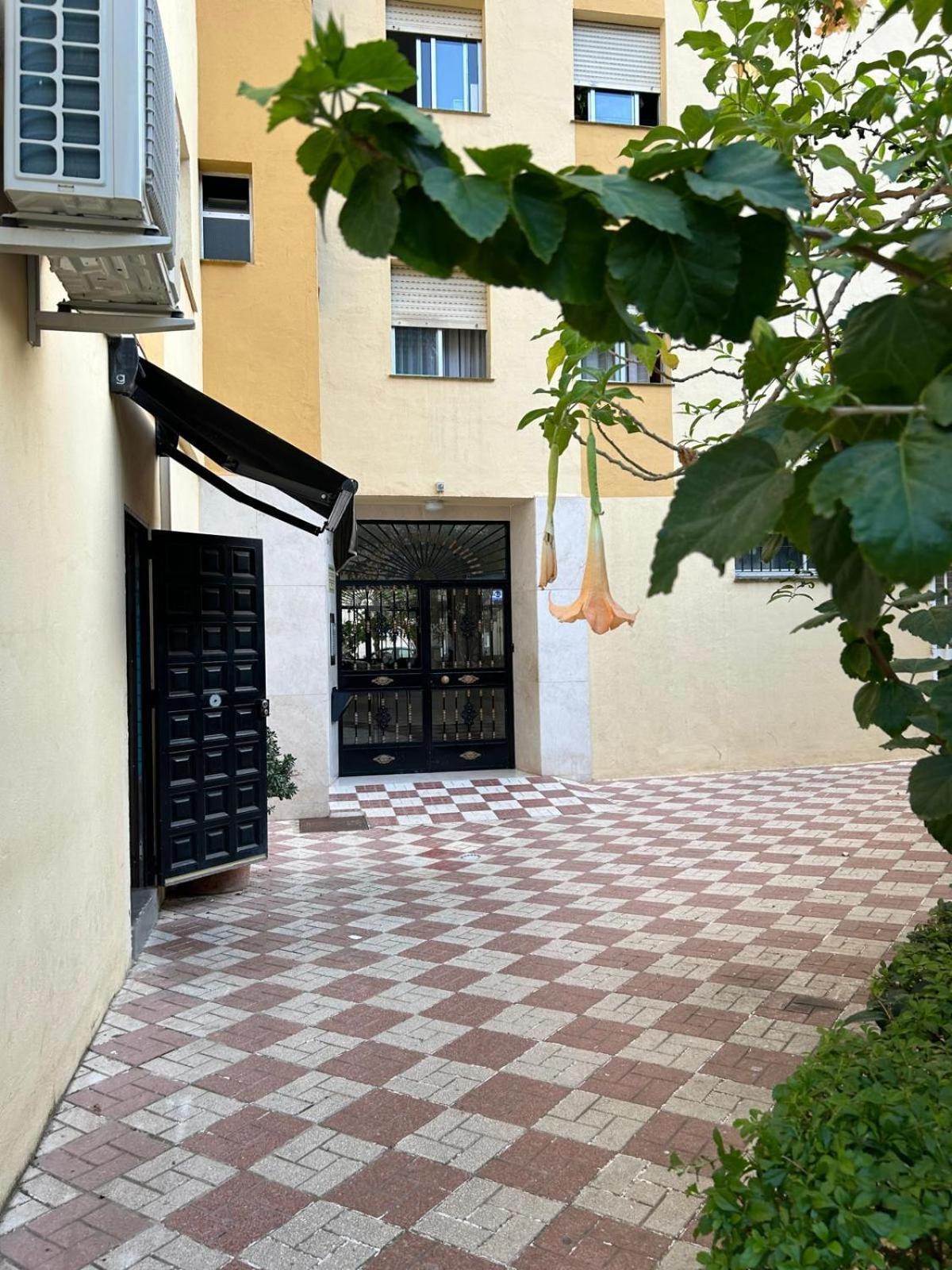 Apartamentos Con Vistas Y Terraza En Марбелья Экстерьер фото